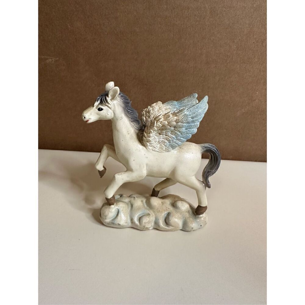 Vintage Pegasus on Cloud White Winged 5” Resin Statue Retro Horse